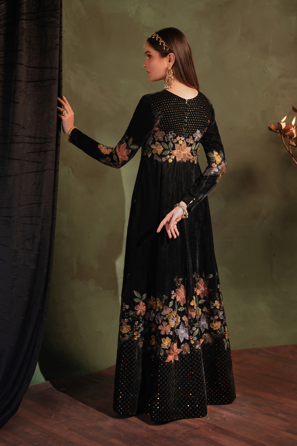 Iznik | Exclusive Velvet | IV-52 by Designer Iznik - House of Maryam - Pakistani Designer Ethnic Wear in {{ shop.shopifyCountryName }}