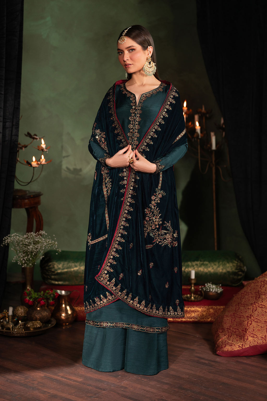 Iznik | Exclusive Velvet | IV-50