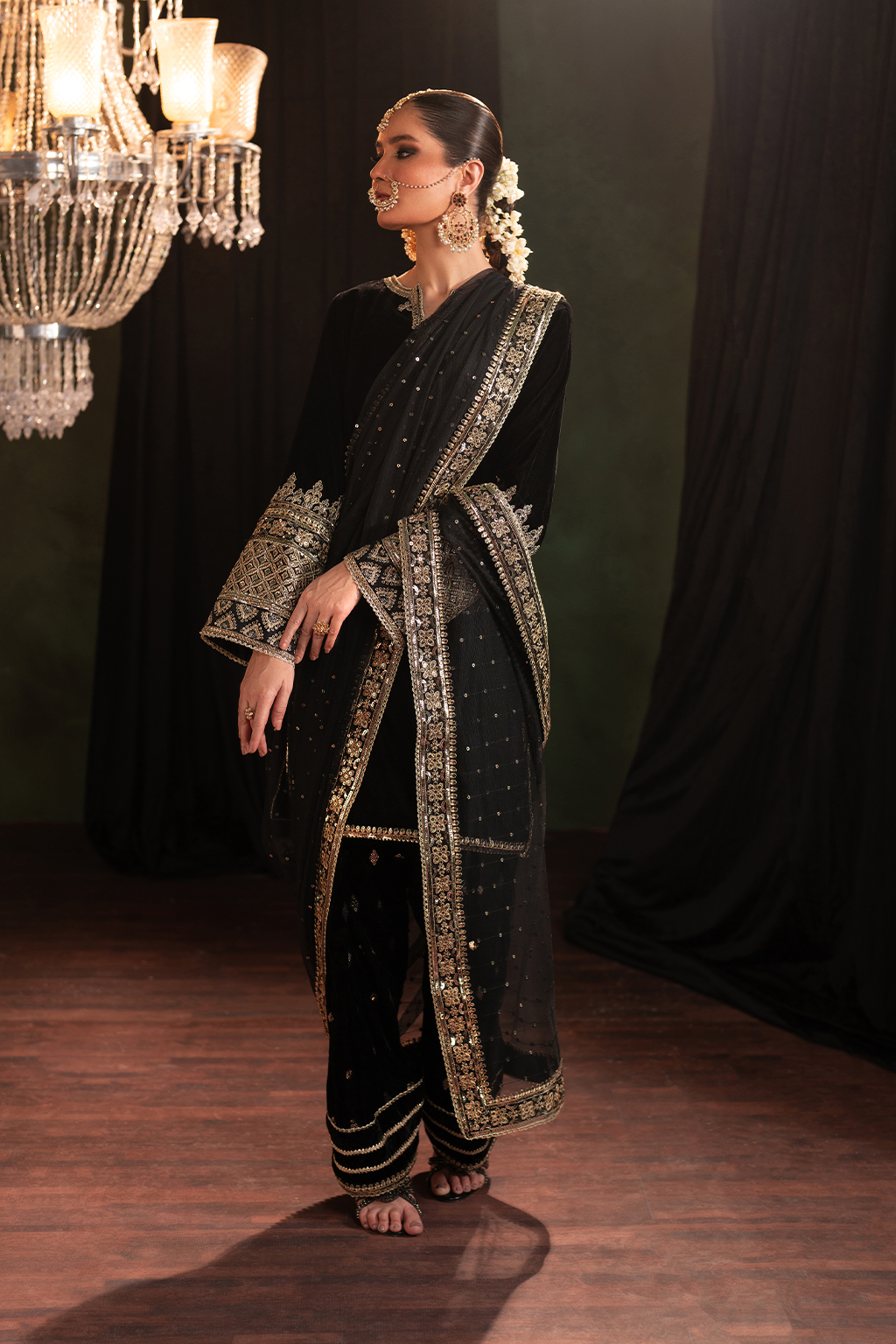 Iznik | Exclusive Velvet | IV-41 by Designer Iznik - House of Maryam - Pakistani Designer Ethnic Wear in {{ shop.shopifyCountryName }}