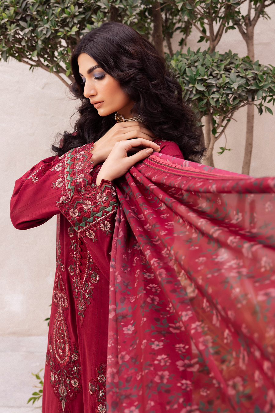 Iznik | Dahlia Embroidered Lawn | DL-01