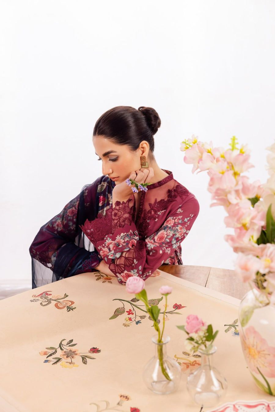 Iznik | Dahlia Embroidered Lawn | DL-11