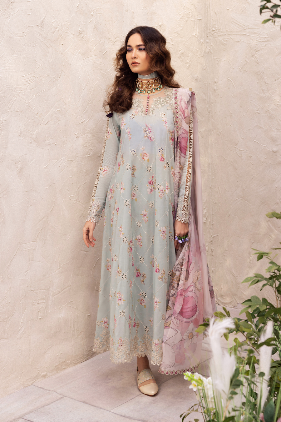 Iznik | Dahlia Embroidered Lawn | DL-10 by Designer Iznik - House of Maryam - Pakistani Designer Ethnic Wear in {{ shop.shopifyCountryName }}