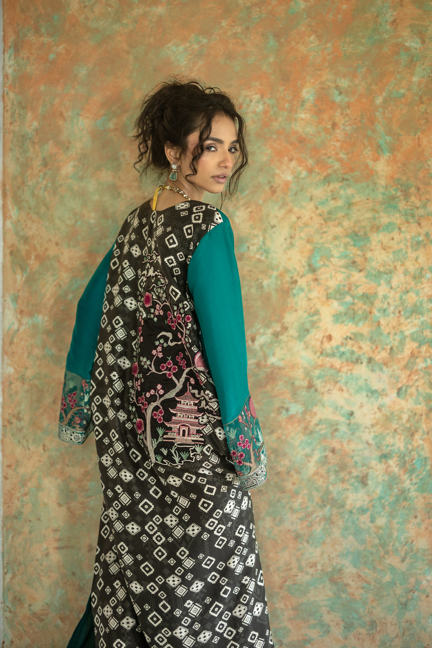 Zainab Chottani | Summer Edition 26 | Jade Muse Kaftan-4