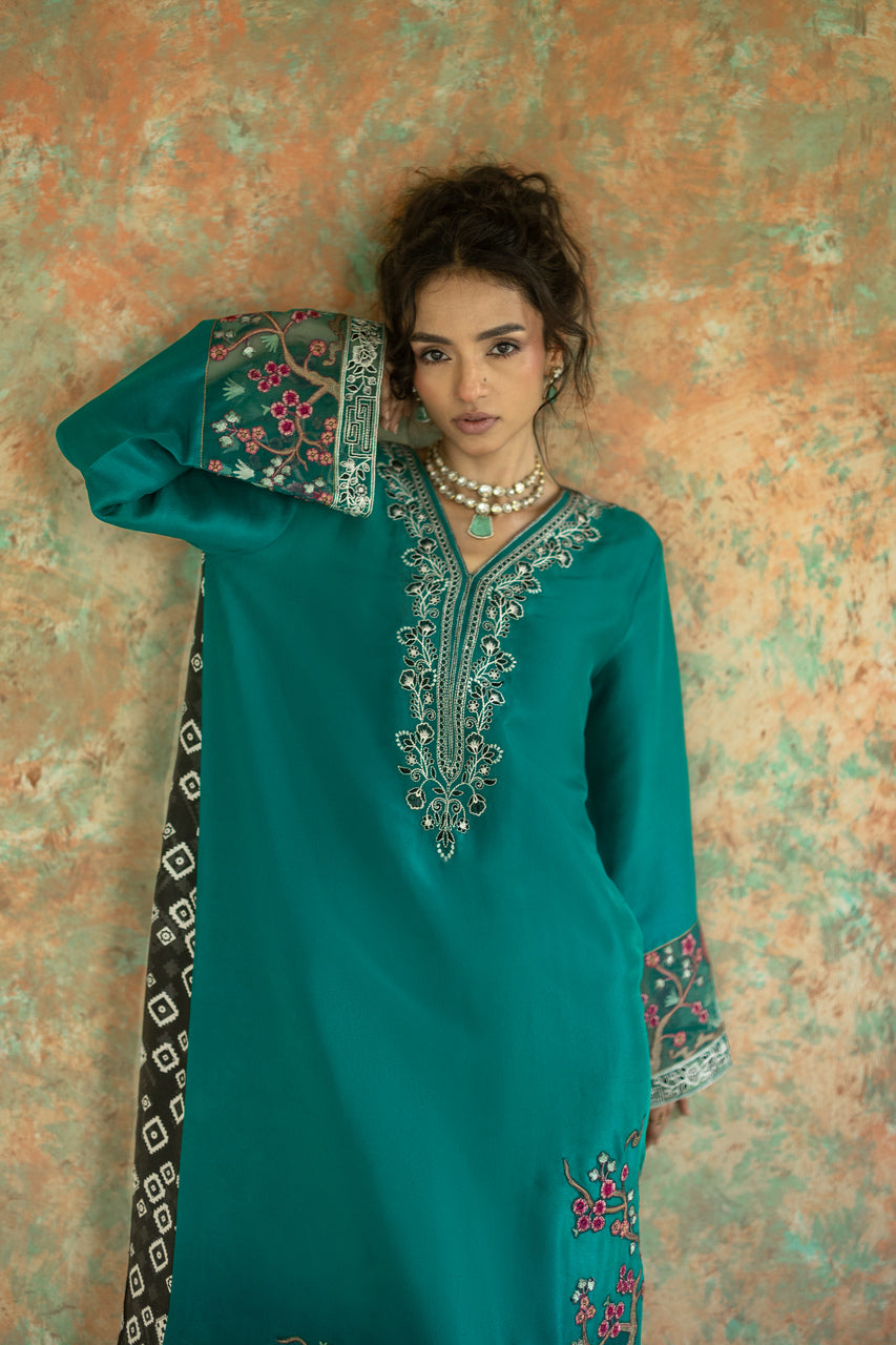 Zainab Chottani | Summer Edition 26 | Jade Muse Kaftan-6