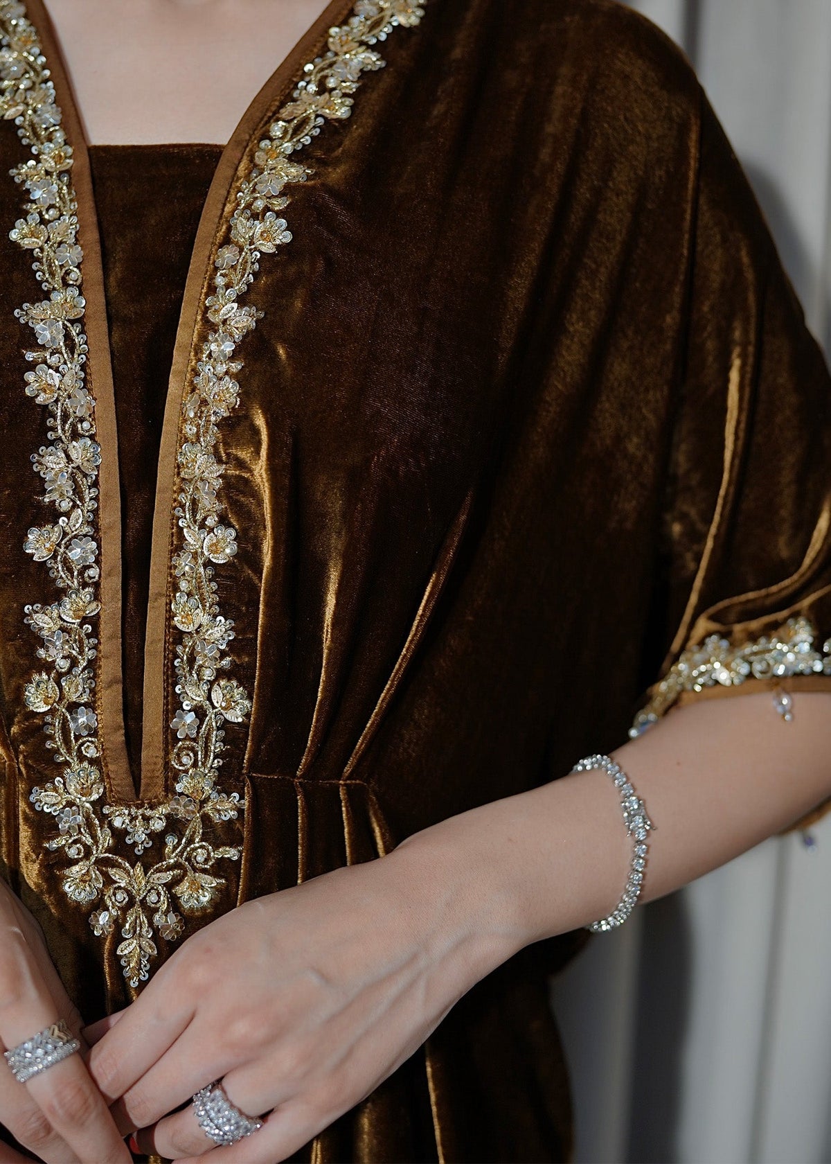 Mahum Asad | Voila Velvets | Topaz -  Mahum Asad Ladies Clothes - Original Designer Dress - House of Maryam