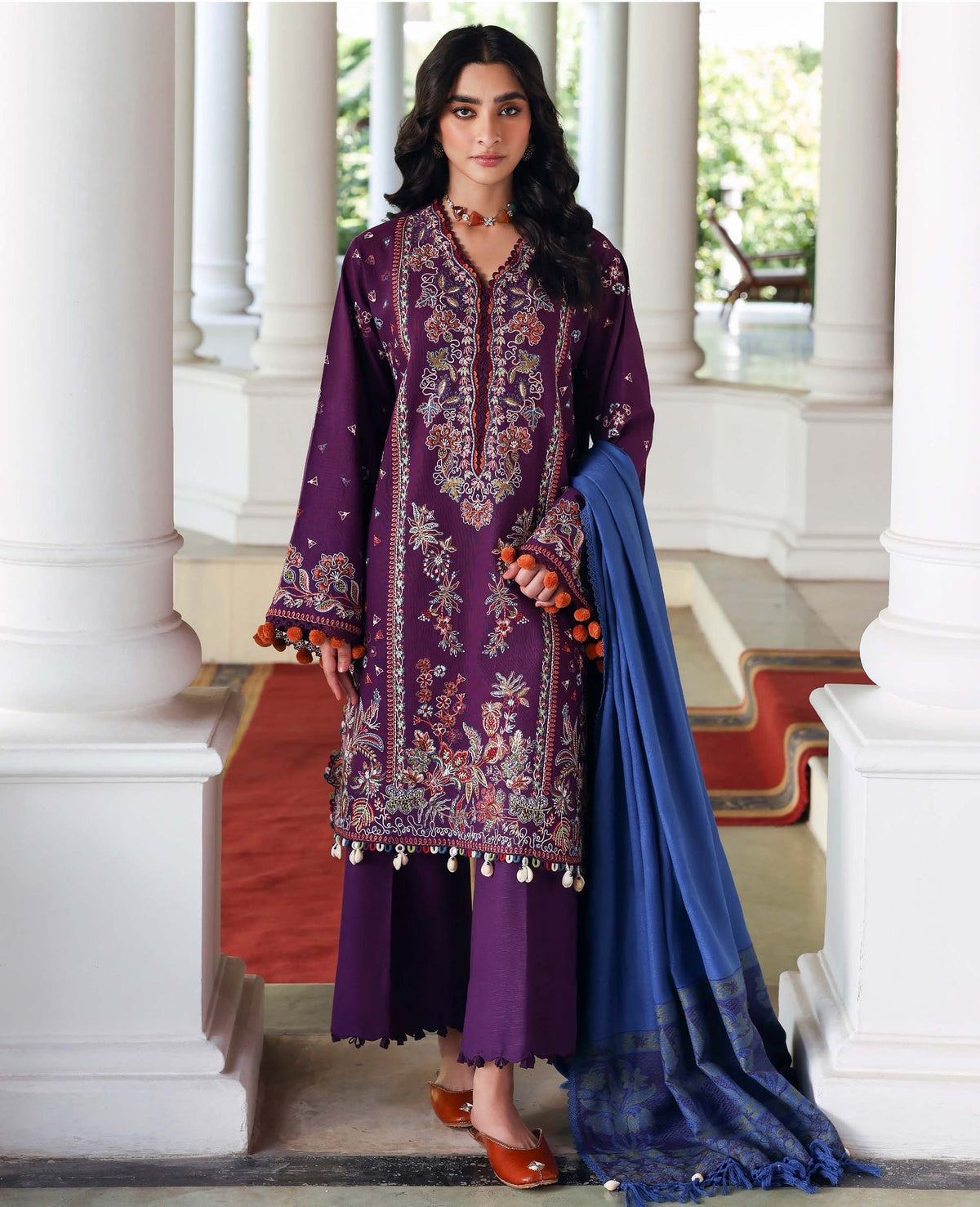Republic Womenswear | Amaris Luxury Shawl 25 | Kaia-5