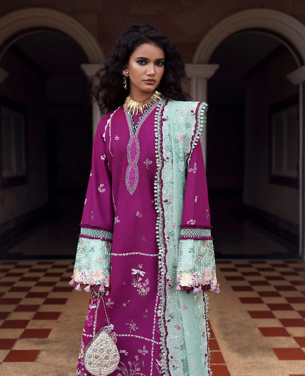 Republic Womenswear | Lilas Lawn 26 | Kaia, image 3