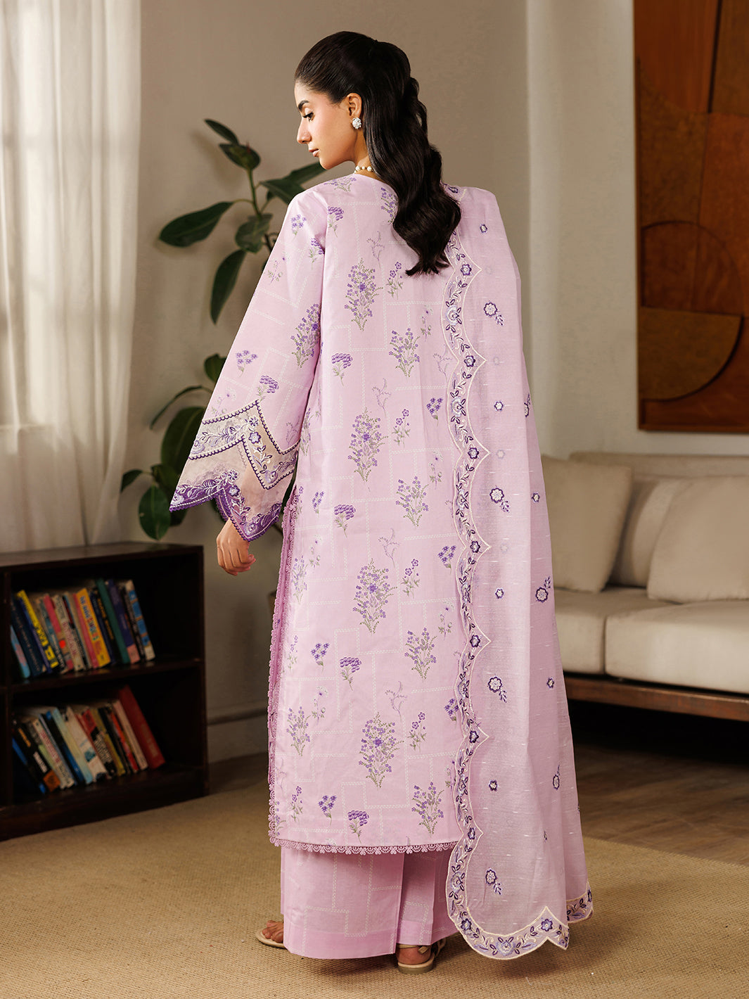 Mahnur | Leila Lawn 26 | L-04, image 2
