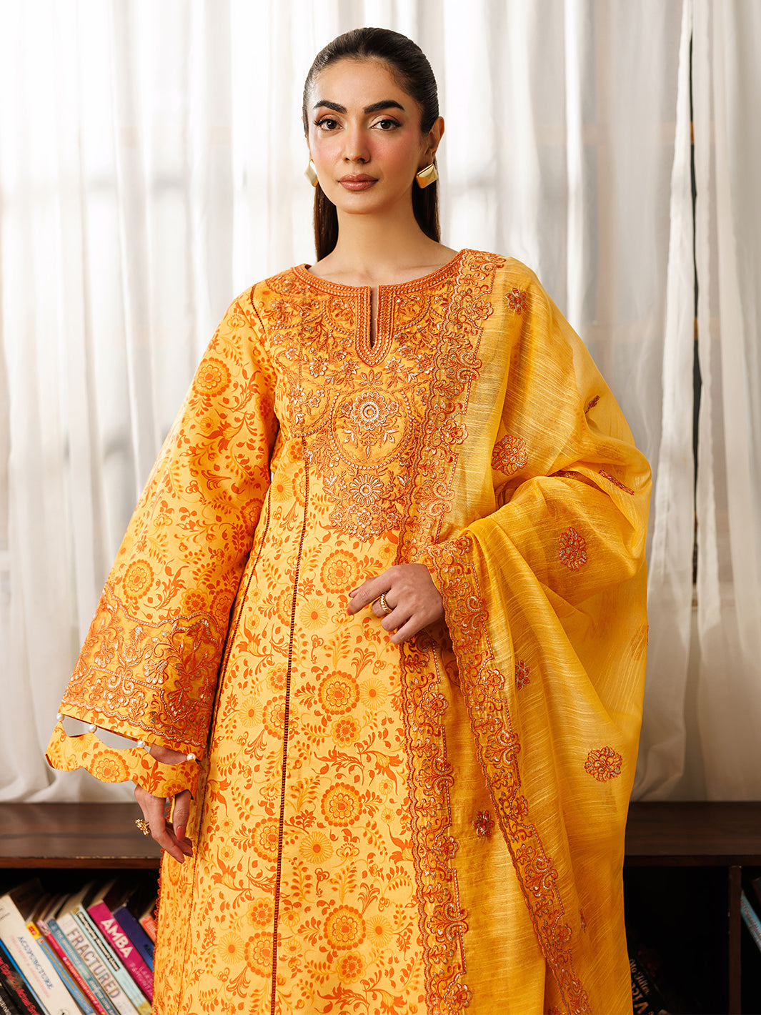 Mahnur | Leila Lawn 26 | L-07, image 3