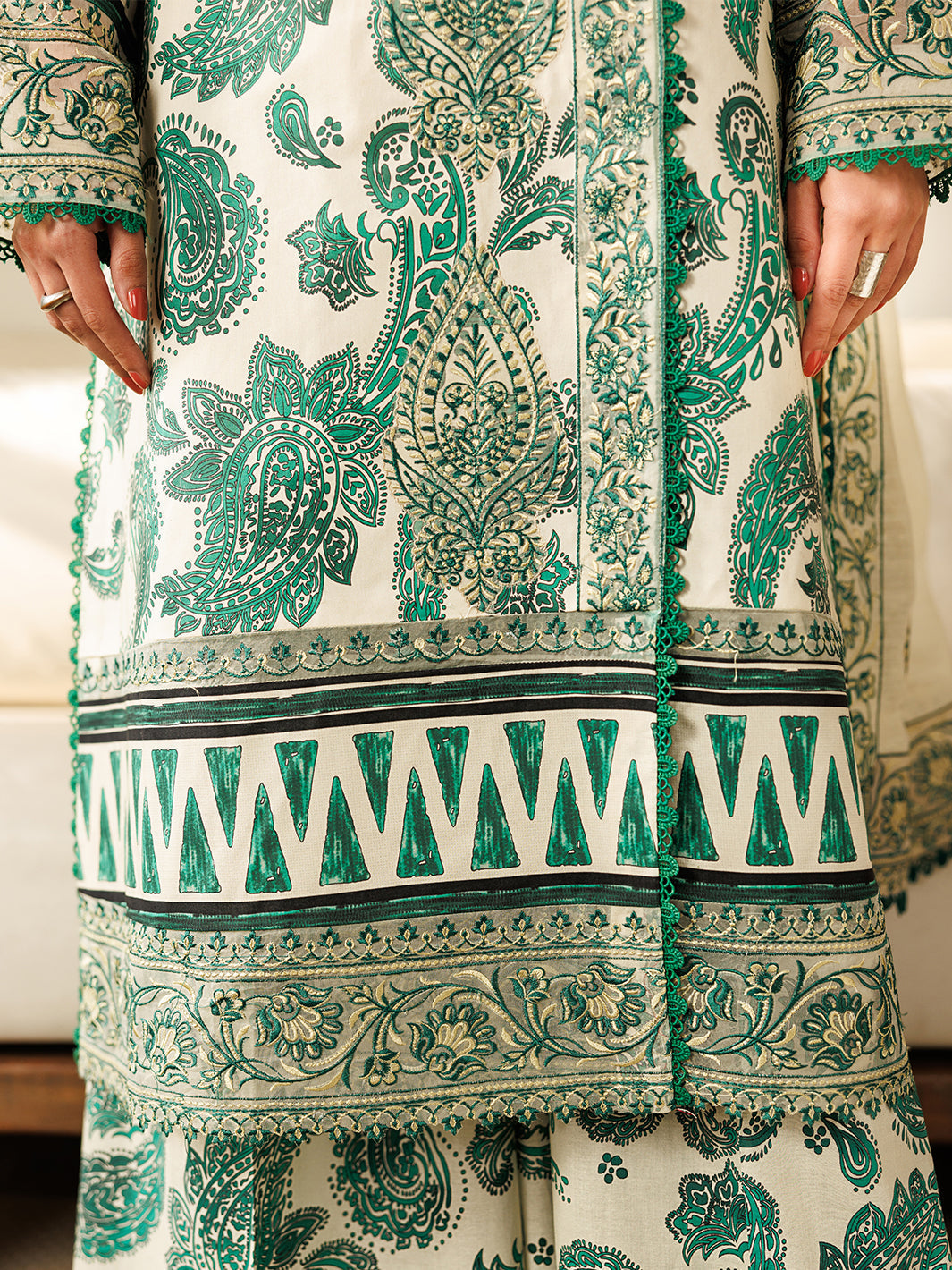 Mahnur | Leila Lawn 26 | L-14, image 4
