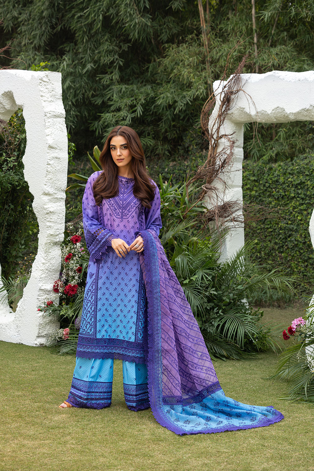Sobia Nazir | Luxury Lawn 25 | 12B -  Sobia Nazir Ladies Clothes - Original Designer Dress - House of Maryam