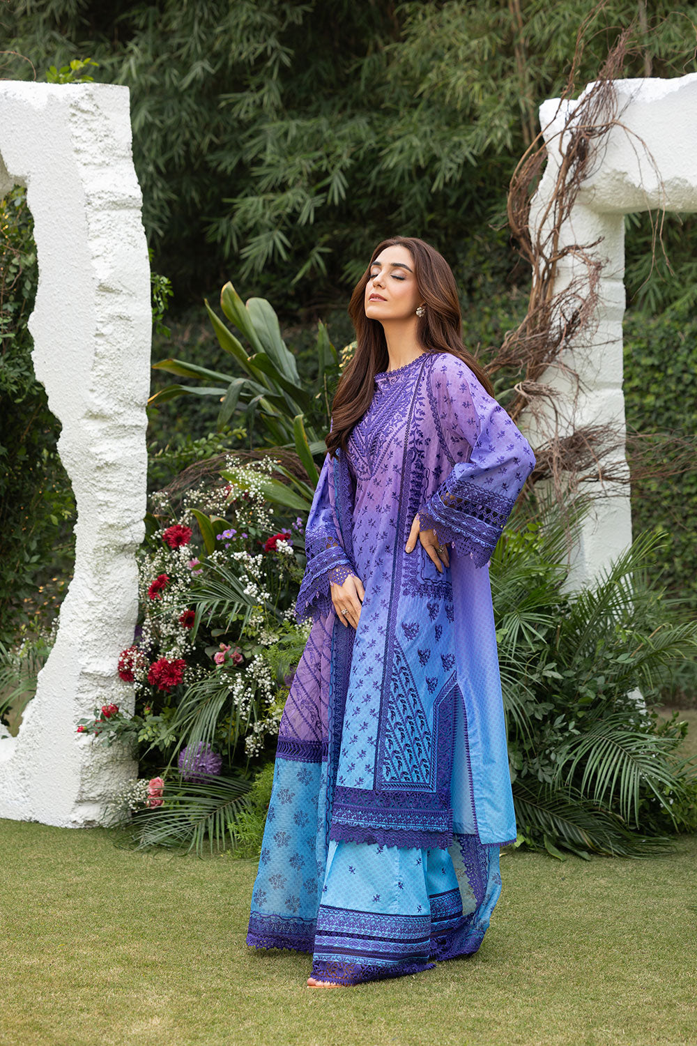 Sobia Nazir | Luxury Lawn 25 | 12B -  Sobia Nazir Ladies Clothes - Original Designer Dress - House of Maryam
