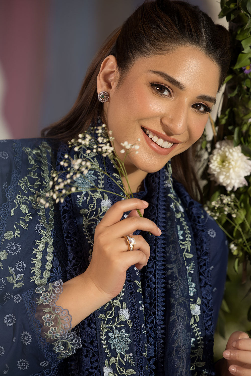 Sobia Nazir | Luxury Lawn 25 | 8A -  Sobia Nazir Ladies Clothes - Original Designer Dress - House of Maryam