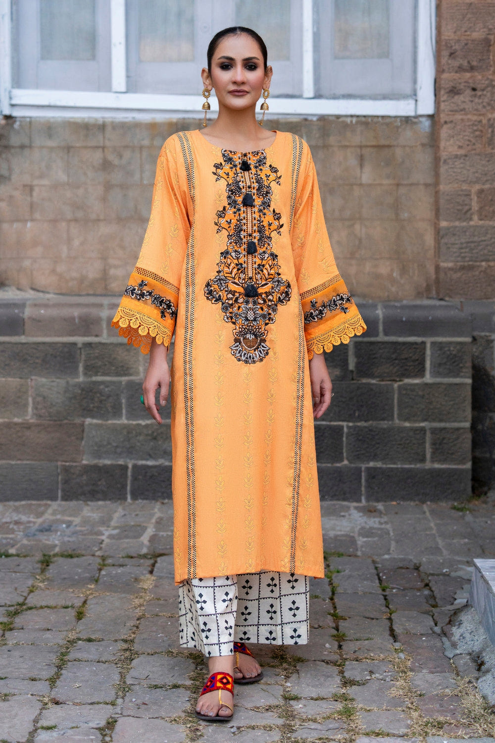 Ittehad | Embroidered Lawn | I-28 -  Ittehad Luxury - Original Designer Dress - House of Maryam