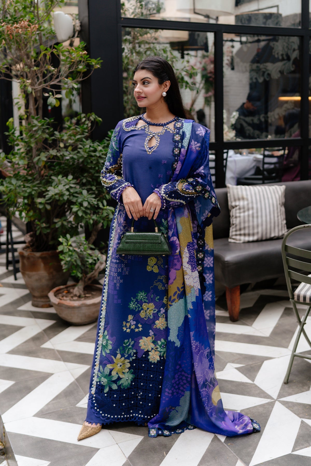 Afrozeh Lumora blue embroidered lawn suit, photo 5