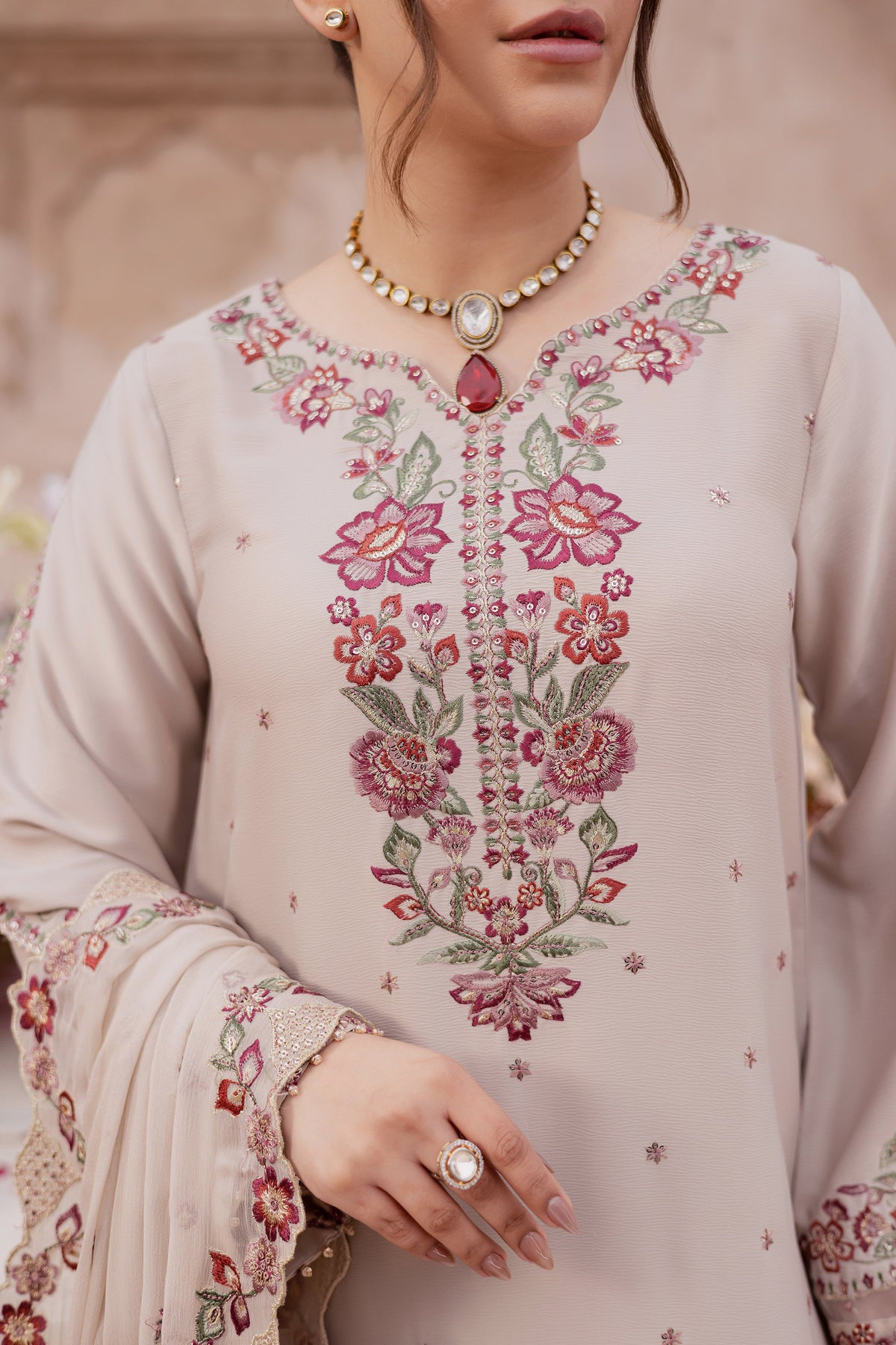 Batik | Gulmohar Festive Eid Edit 26' | Lark 3Pc, image 8