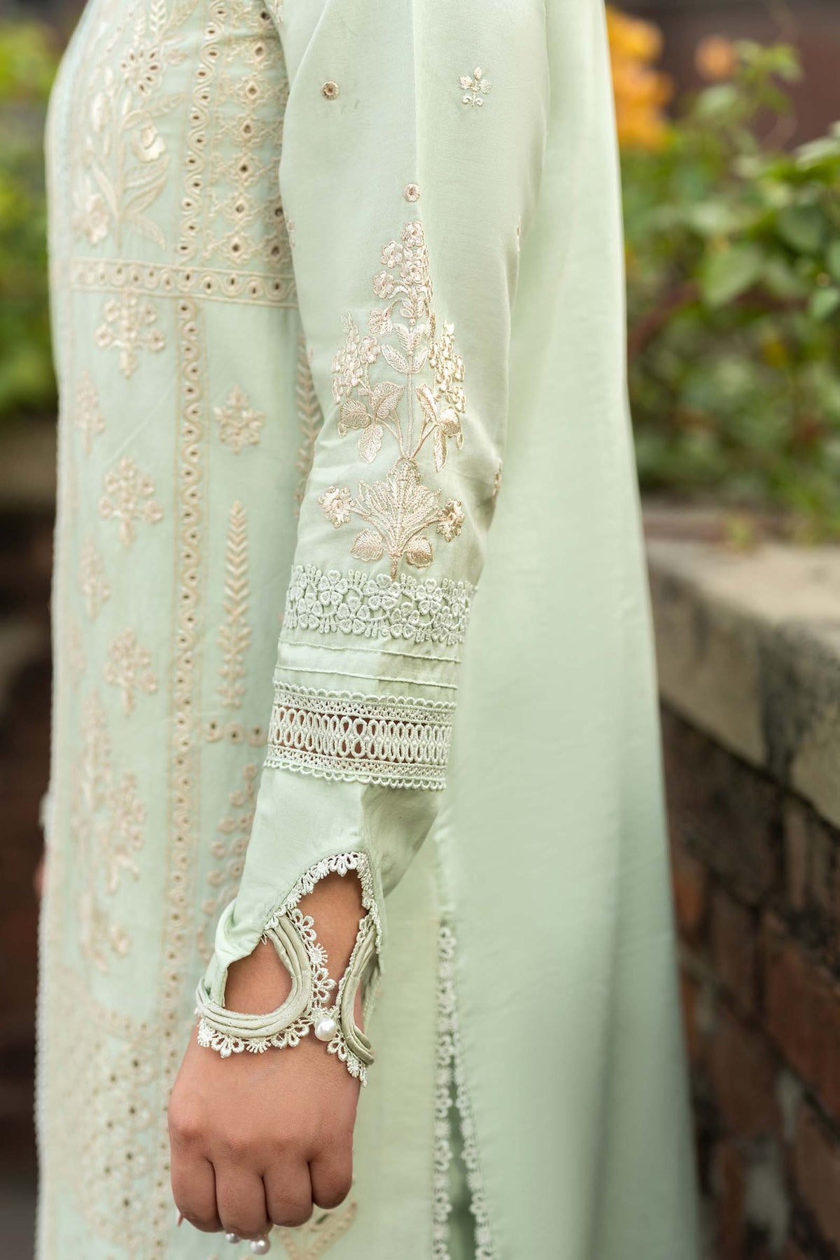 Maryam Hussain | Luxury Lawn 25 | Gulbeen -  Maryam Hussain Ladies Clothes - Original Designer Dress - House of Maryam