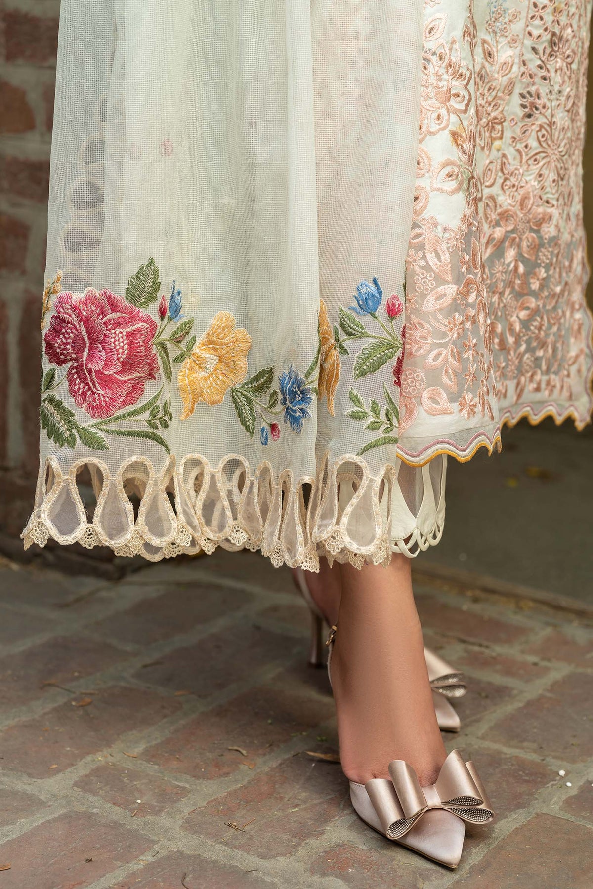 Maryam Hussain | Luxury Lawn 25 | Batik -  Maryam Hussain Ladies Clothes - Original Designer Dress - House of Maryam