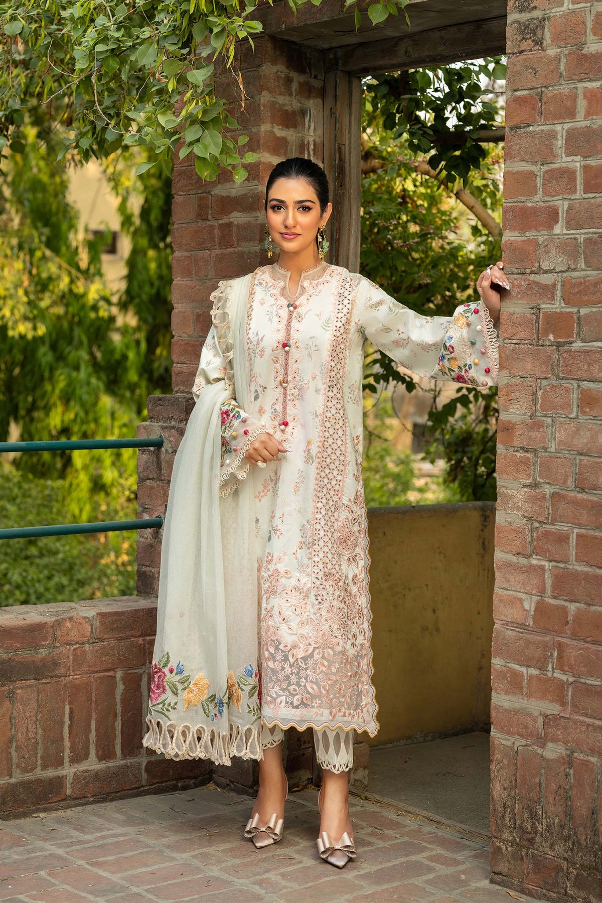 Maryam Hussain | Luxury Lawn 25 | Batik -  Maryam Hussain Ladies Clothes - Original Designer Dress - House of Maryam
