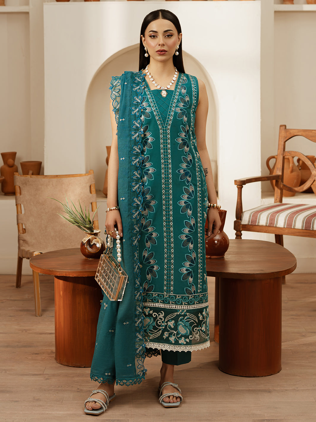 Mahnur | Florence Luxury Lawn 25 | LANA -  Mahnur Ladies Clothes - Original Designer Dress - House of Maryam