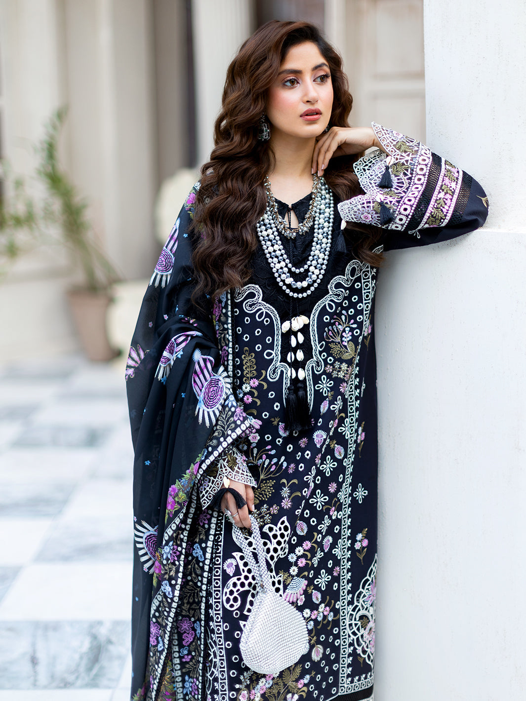 Mahnur | Sophie Luxury Lawn 25 | Lila -  Mahnur Ladies Clothes - Original Designer Dress - House of Maryam