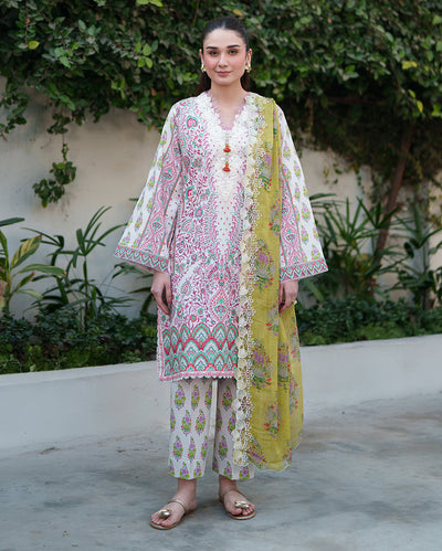 Roheenaz | Whispered Florals | Lily Drift