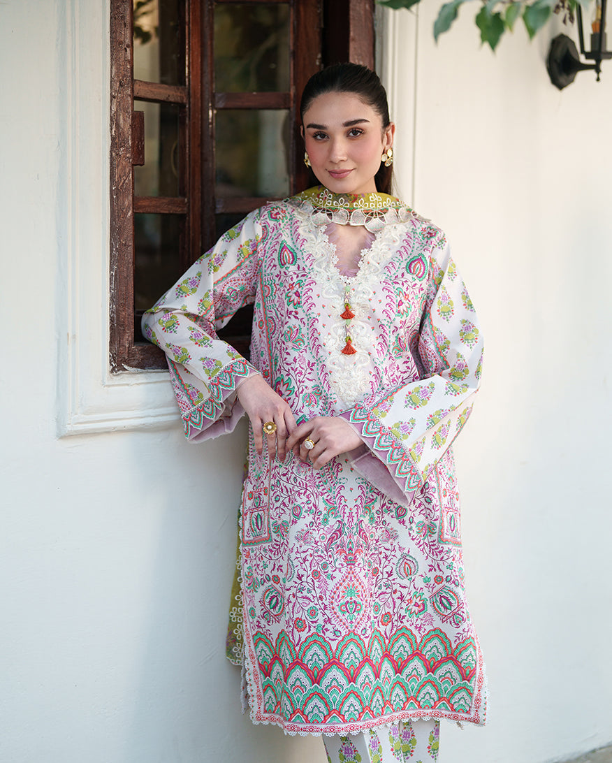 Roheenaz | Whispered Florals | Lily Drift-3