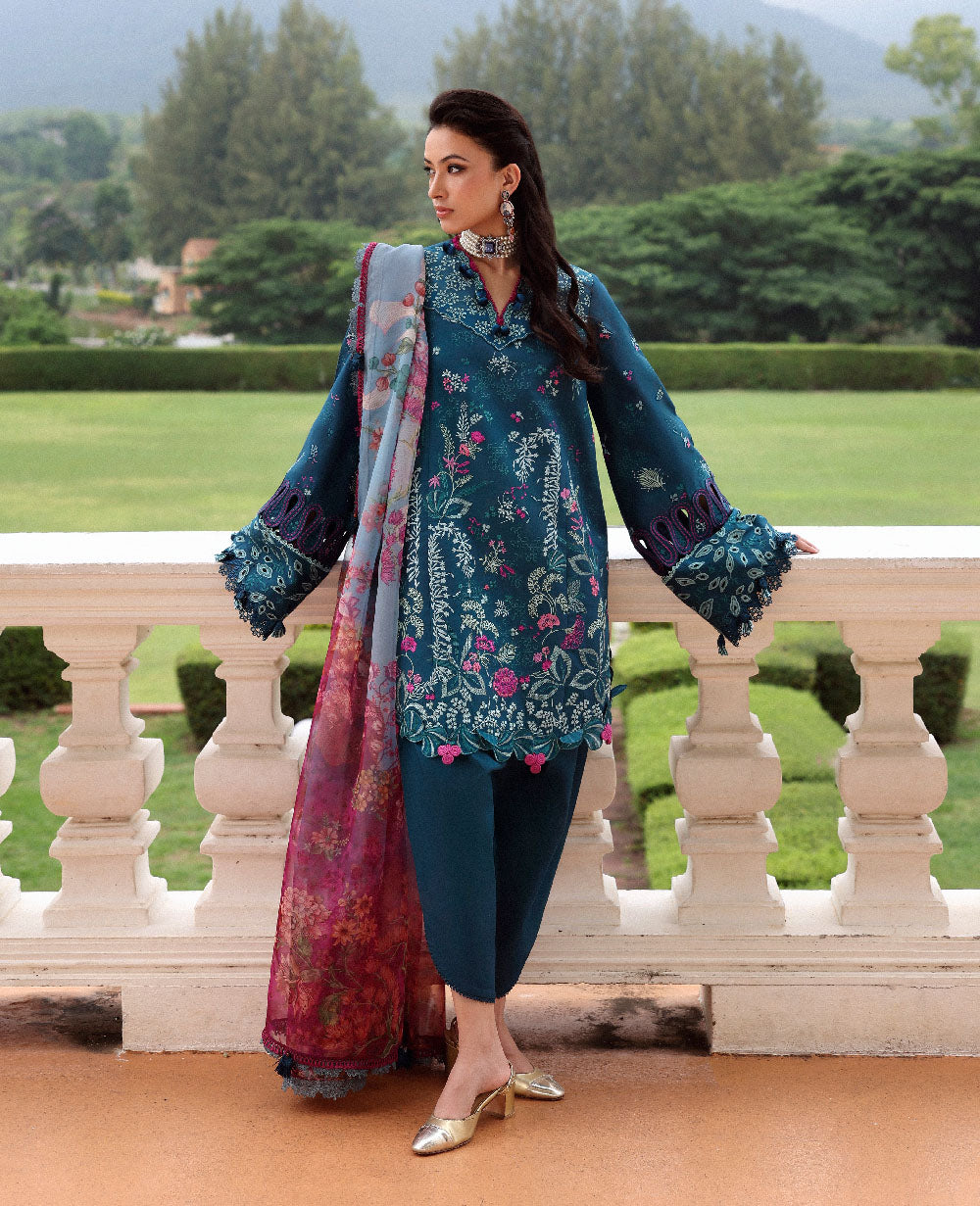 Republic Womenswear | Lilas Lawn 26 | Liore