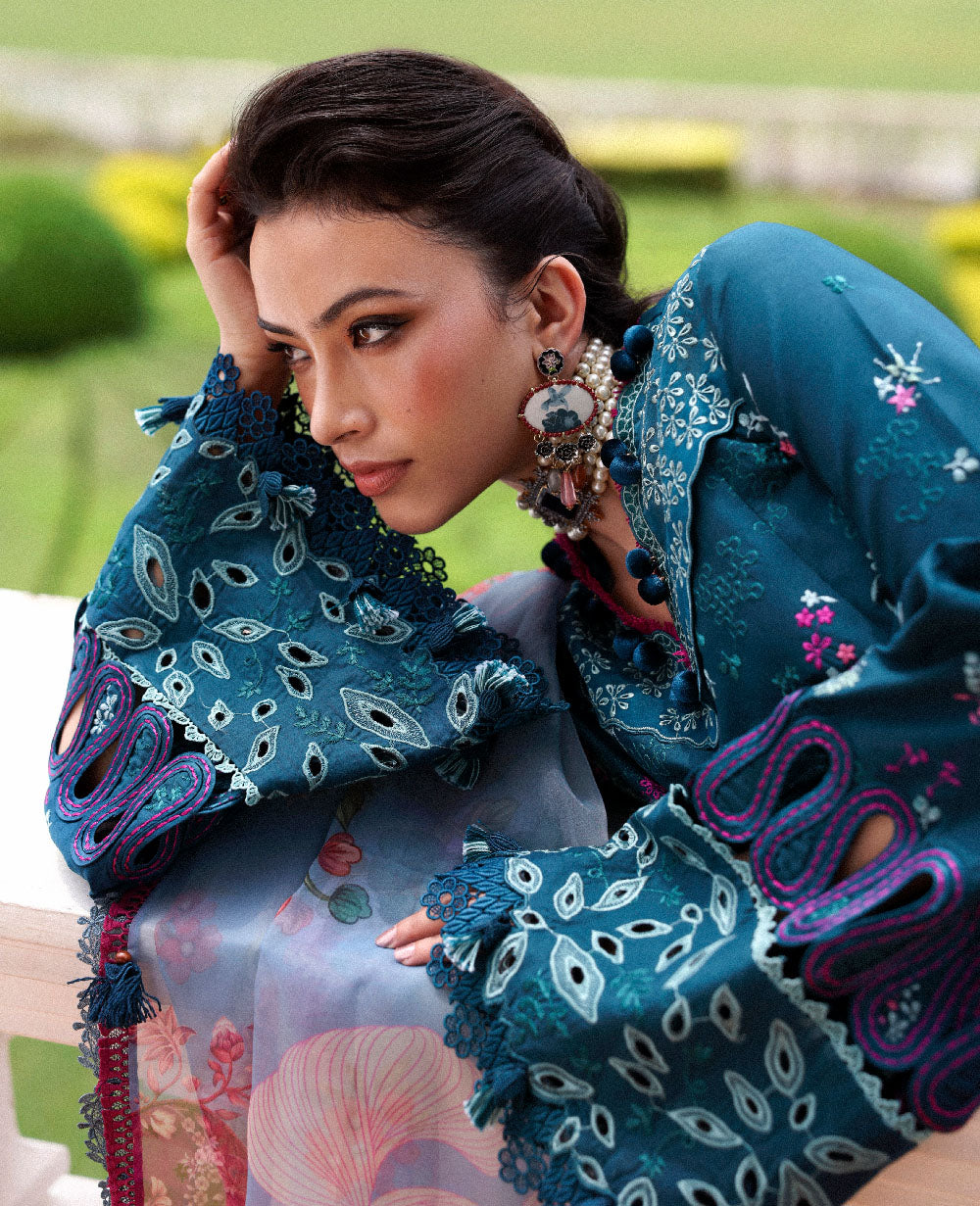 Republic Womenswear | Lilas Lawn 26 | Liore-6