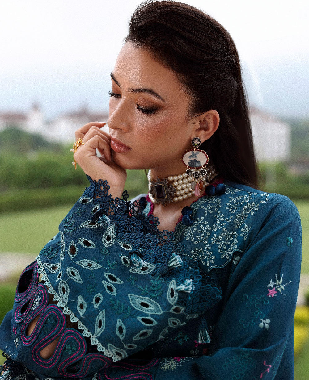 Republic Womenswear | Lilas Lawn 26 | Liore-5