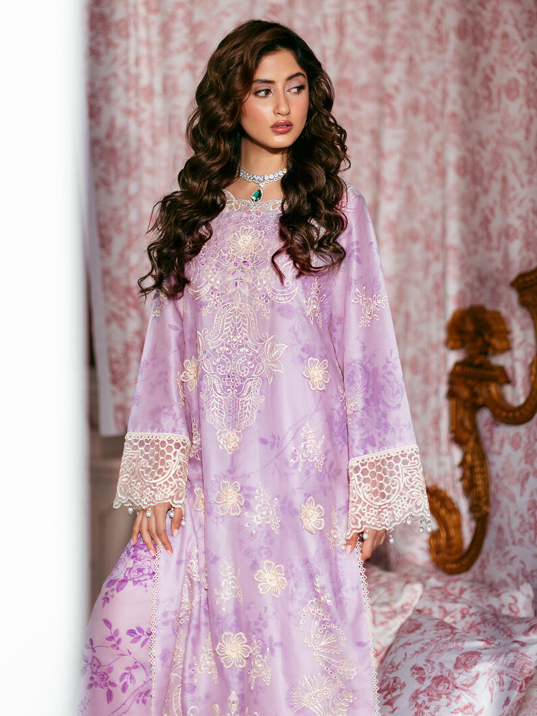 Mahnur | Sophie Luxury Lawn 25 | Lyrell -  Mahnur Ladies Clothes - Original Designer Dress - House of Maryam