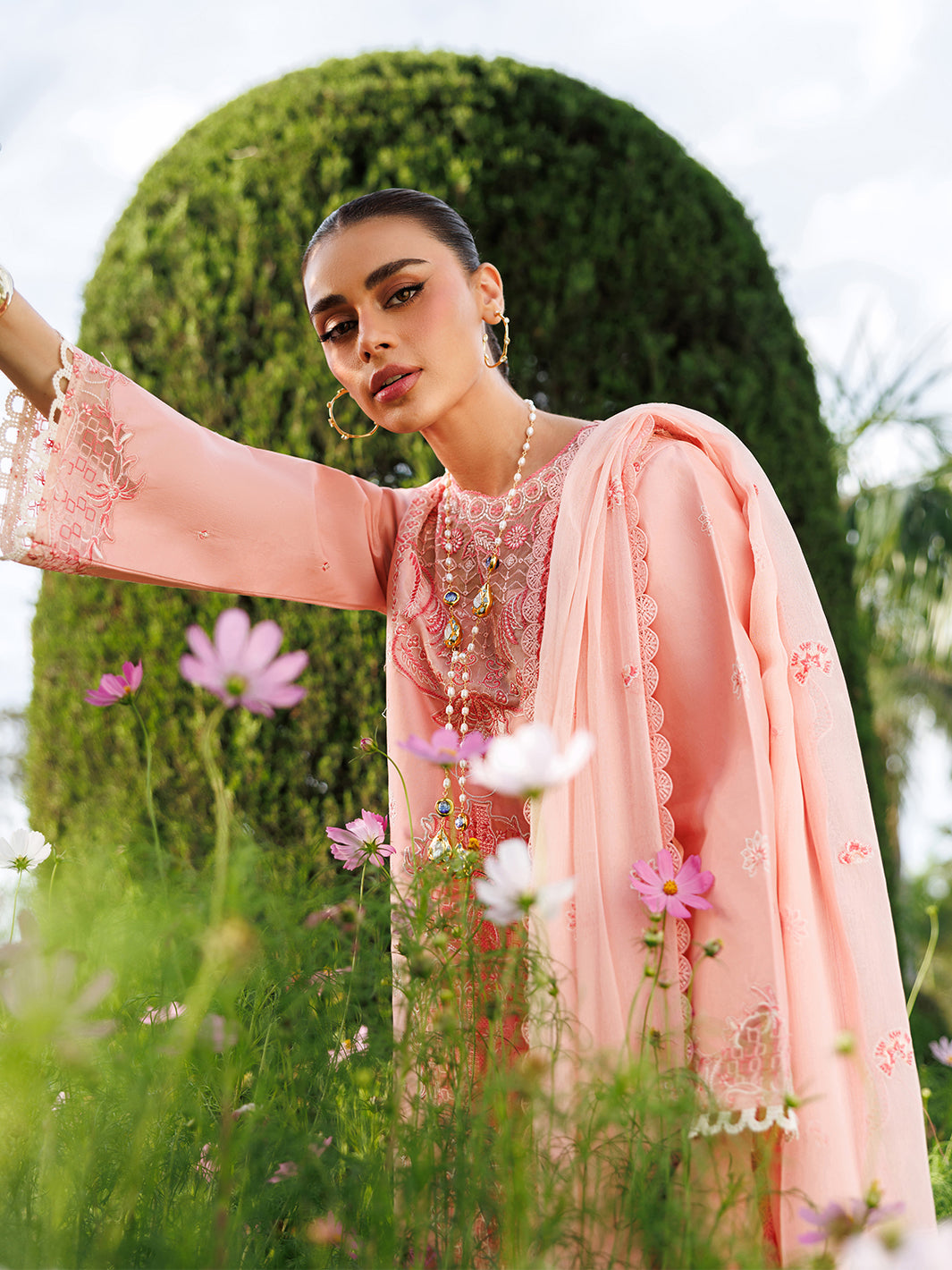 Mahnur | Morbagh Luxury Lawn 26 | M-05, image 4