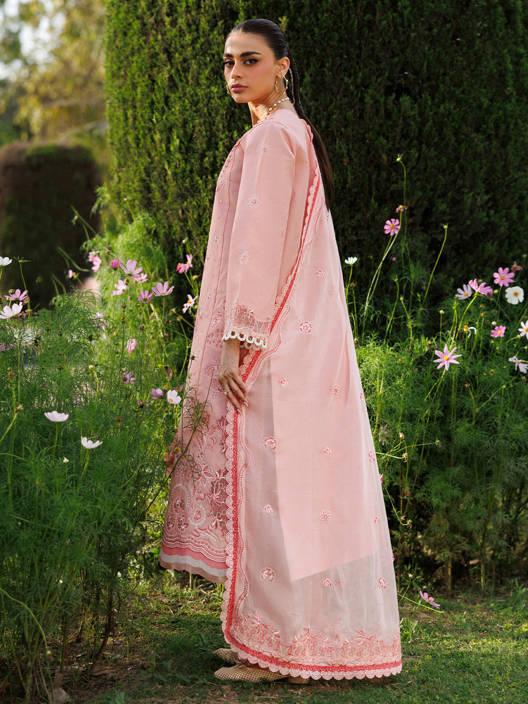 Mahnur | Morbagh Luxury Lawn 26 | M-05, image 2