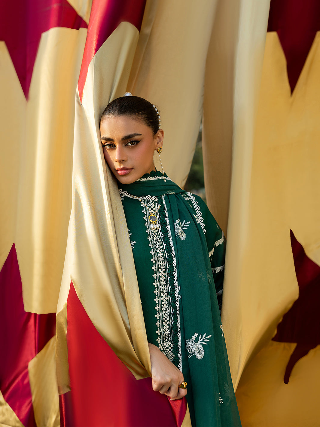 Mahnur | Morbagh Luxury Lawn 26 | M-09, image 5