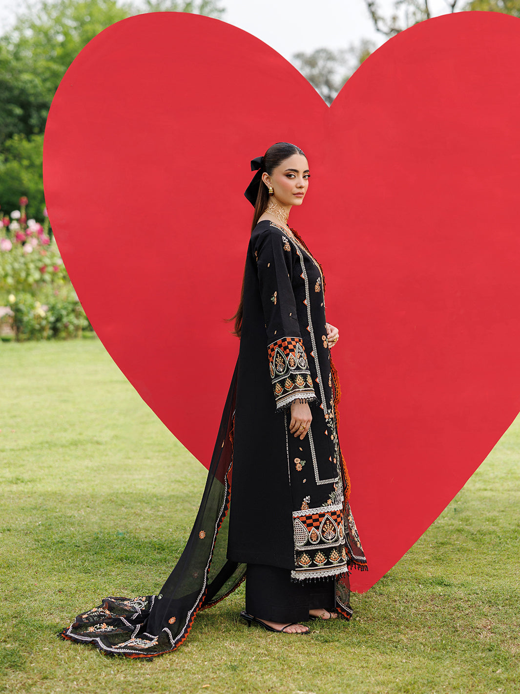 Mahnur | Morbagh Luxury Lawn 26 | M-11, image 2
