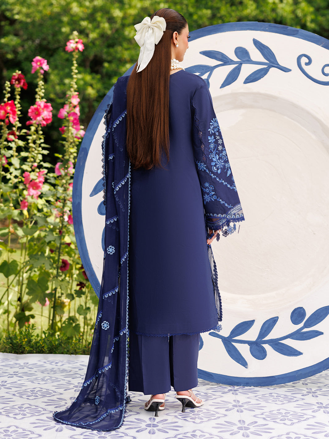 Mahnur | Morbagh Luxury Lawn 26 | M-14-2