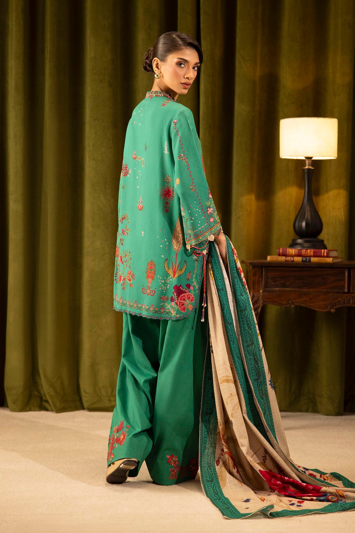 Sana Safinaz | Muzlin Winter 25 | 019B-2