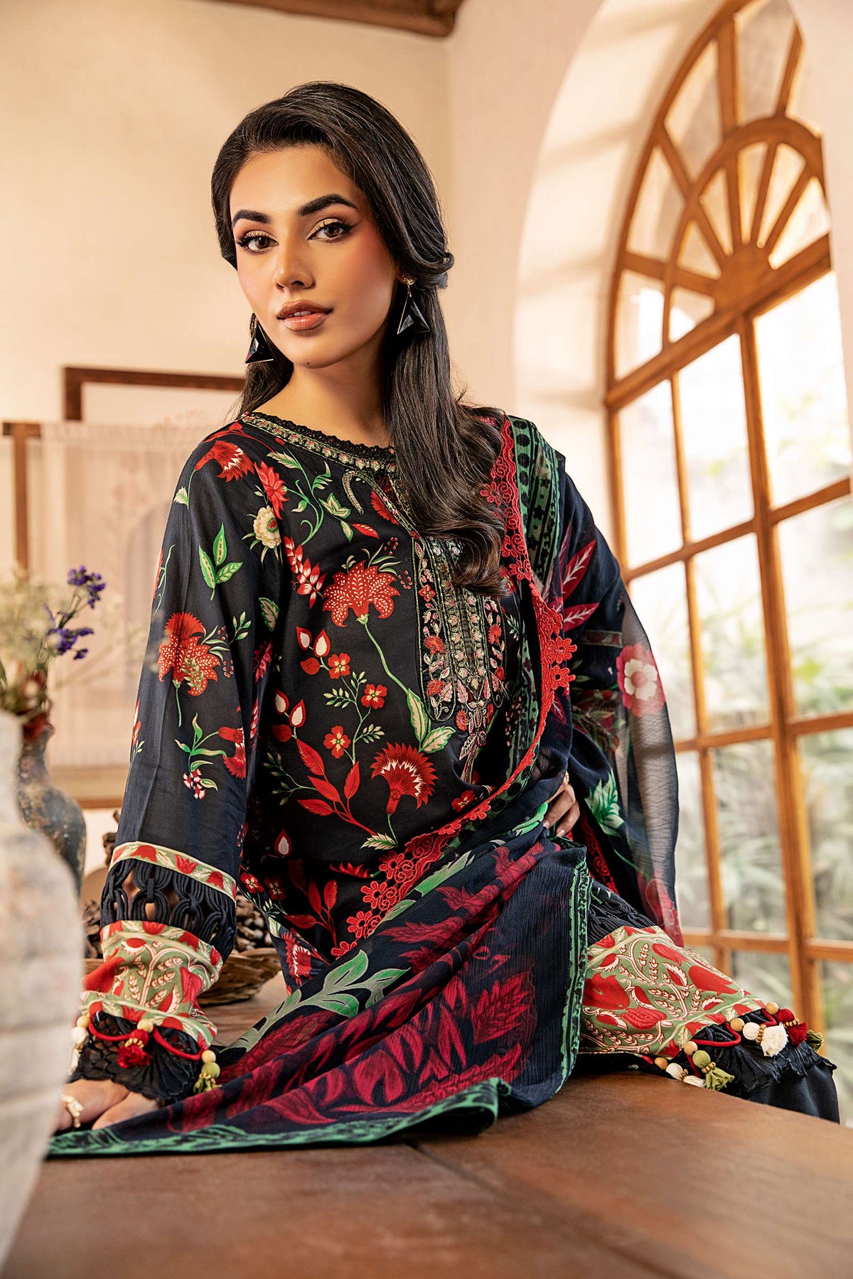 Maria B | Eid Basic Lawn | MB-CUS25-901A -  Maria B Ladies Clothes - Original Designer Dress - House of Maryam