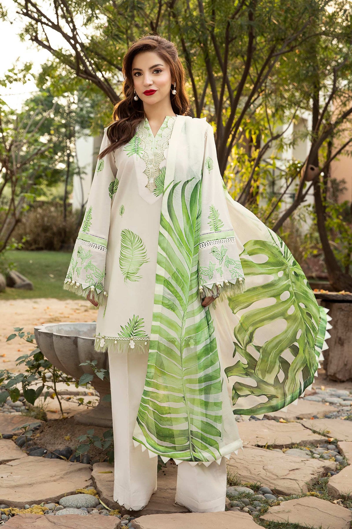Maria B | Eid Basic Lawn | MB-CUS25-906B -  Maria B Ladies Clothes - Original Designer Dress - House of Maryam