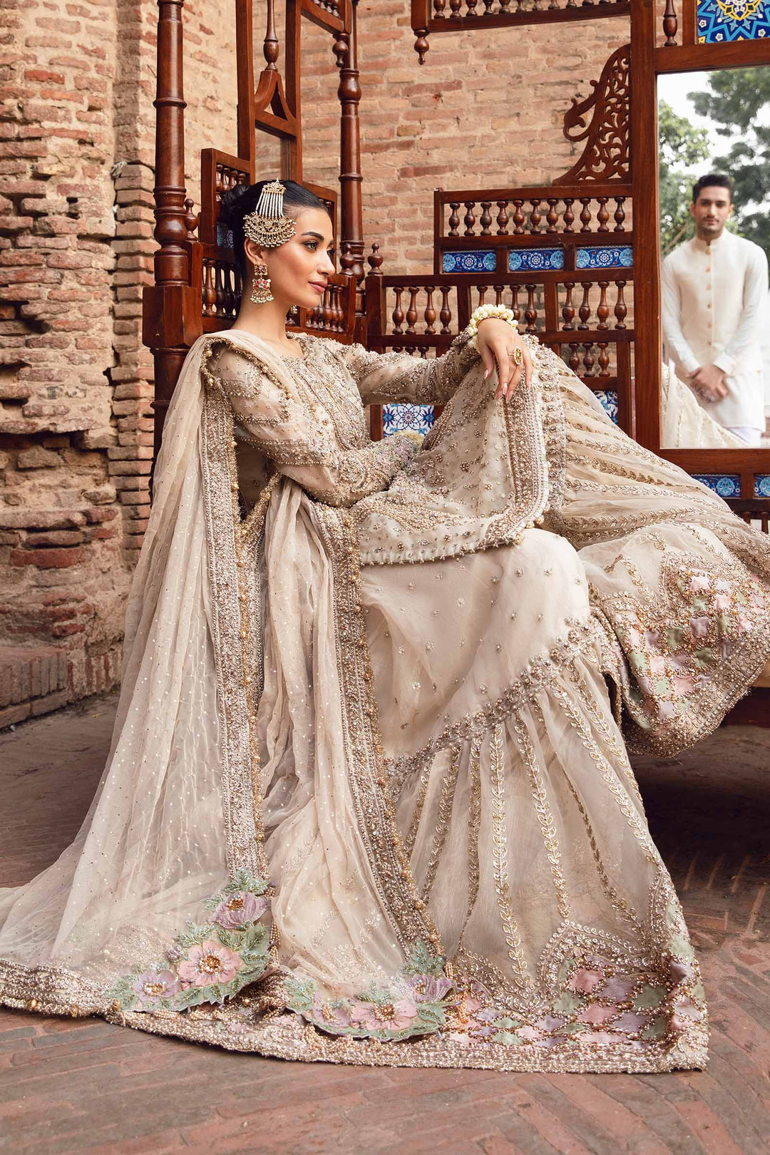 Maria B | Bridal Couture | Ishtar by Designer Maria B - House of Maryam - Pakistani Designer Ethnic Wear in {{ shop.shopifyCountryName }}