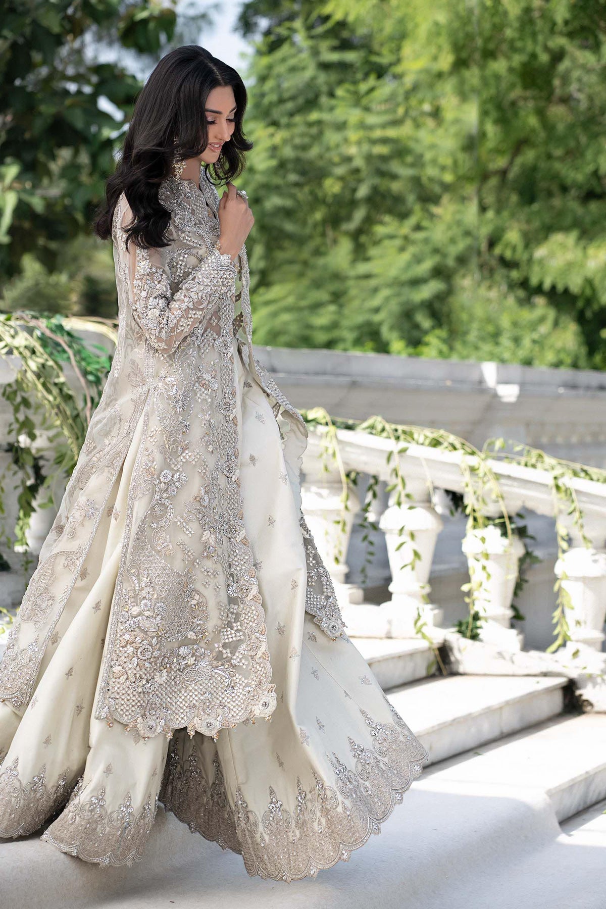 Maria B | Royal Rawa Bridal Couture | Aine, image 7
