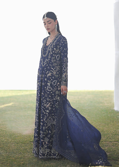 Suffuse Aroosh midnight blue raw silk formal suit, photo 4