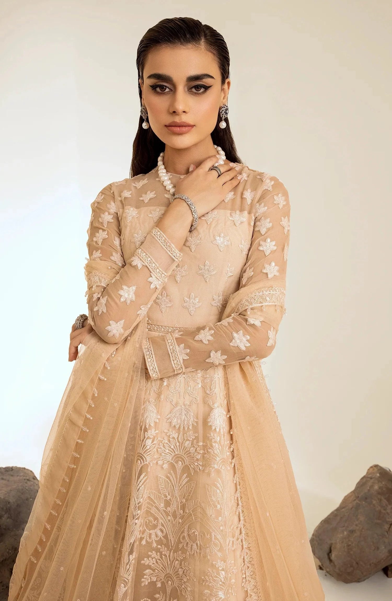 Maryum N Maria | The Brides 23 | Dazzle LighT (MS23-539) by Designer Maryum N Maria - House of Maryam - Pakistani Designer Ethnic Wear in {{ shop.shopifyCountryName }}