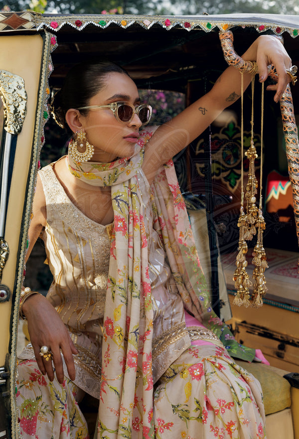 Layla Chatoor | Luxury Pret | Raya Luxe Gharara Set Dupatta-3