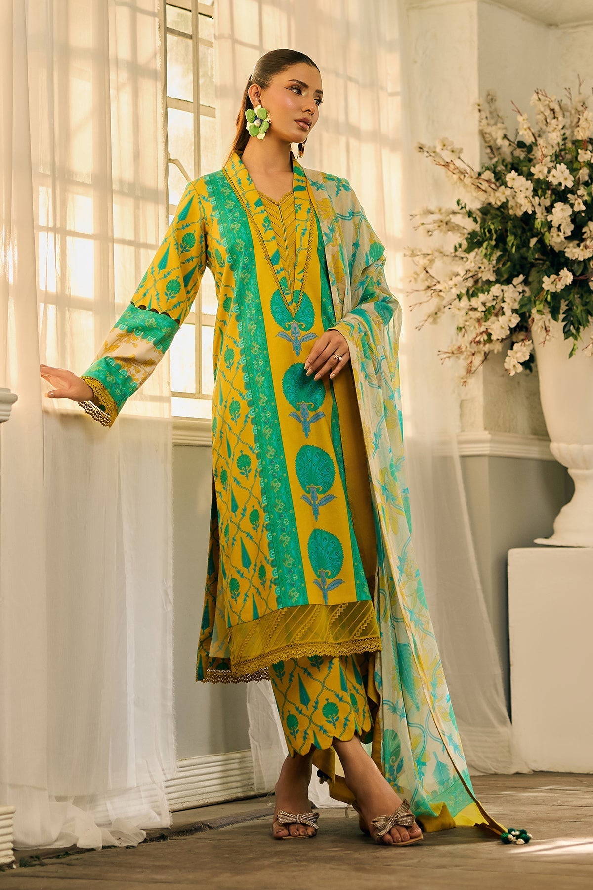Charizma | C Print Lawn | CP6-15, image 4