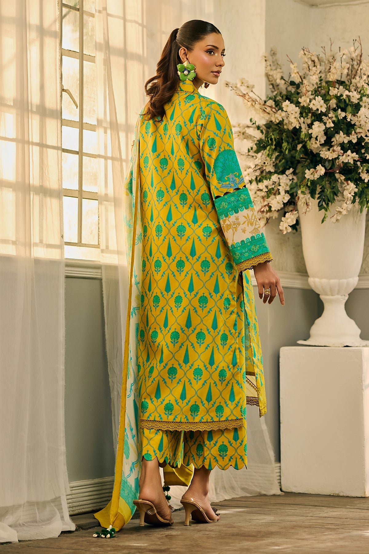 Charizma | C Print Lawn | CP6-15, image 2