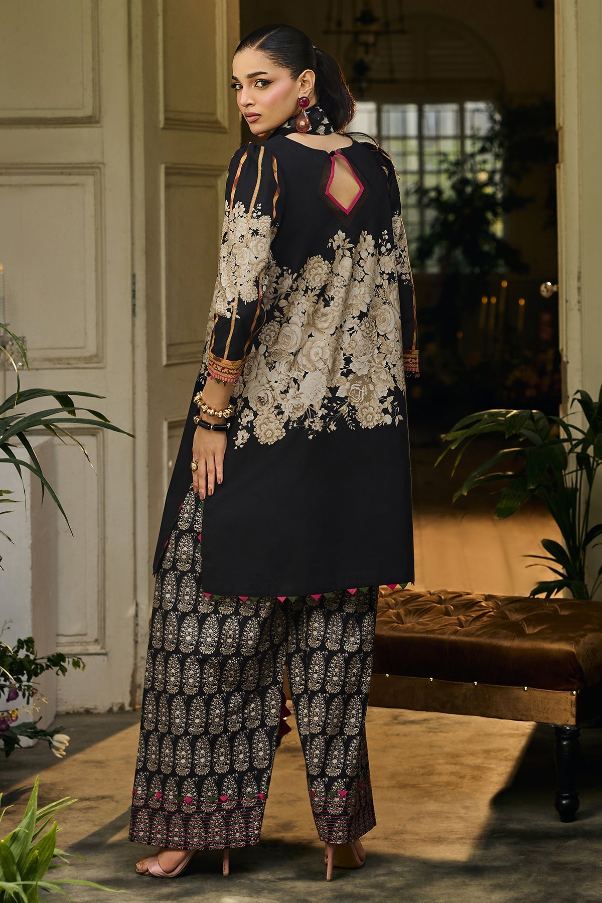 Charizma | C Print Lawn | CP6-10, image 2