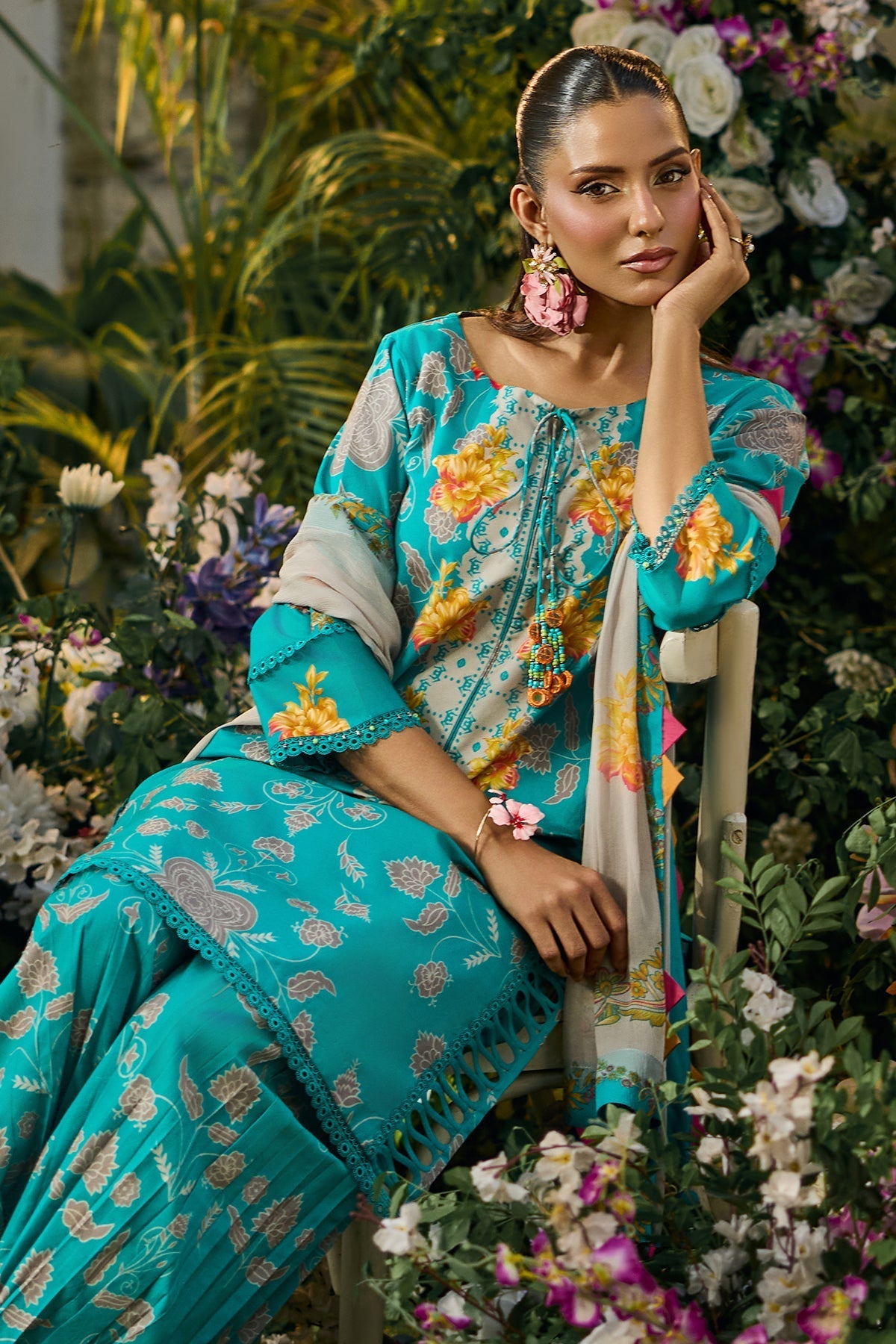 Charizma | C Print Lawn | CP6-12, image 4