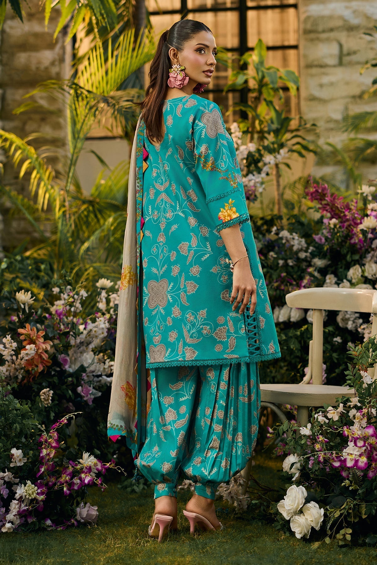 Charizma | C Print Lawn | CP6-12, image 2