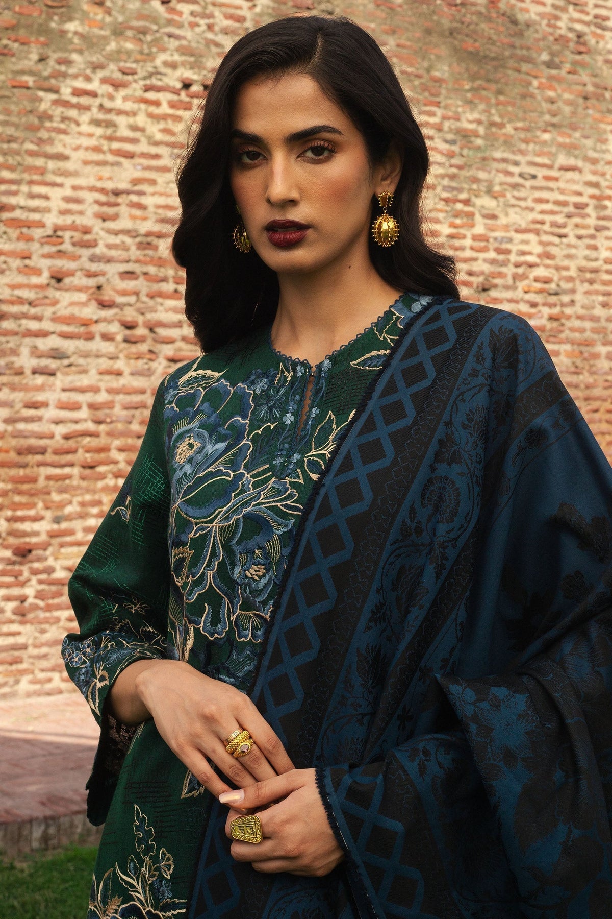 Zara Shahjahan | Winter 24 |  MINA-D7 -  Zara Sahjahan Ladies Clothes - Original Designer Dress - House of Maryam